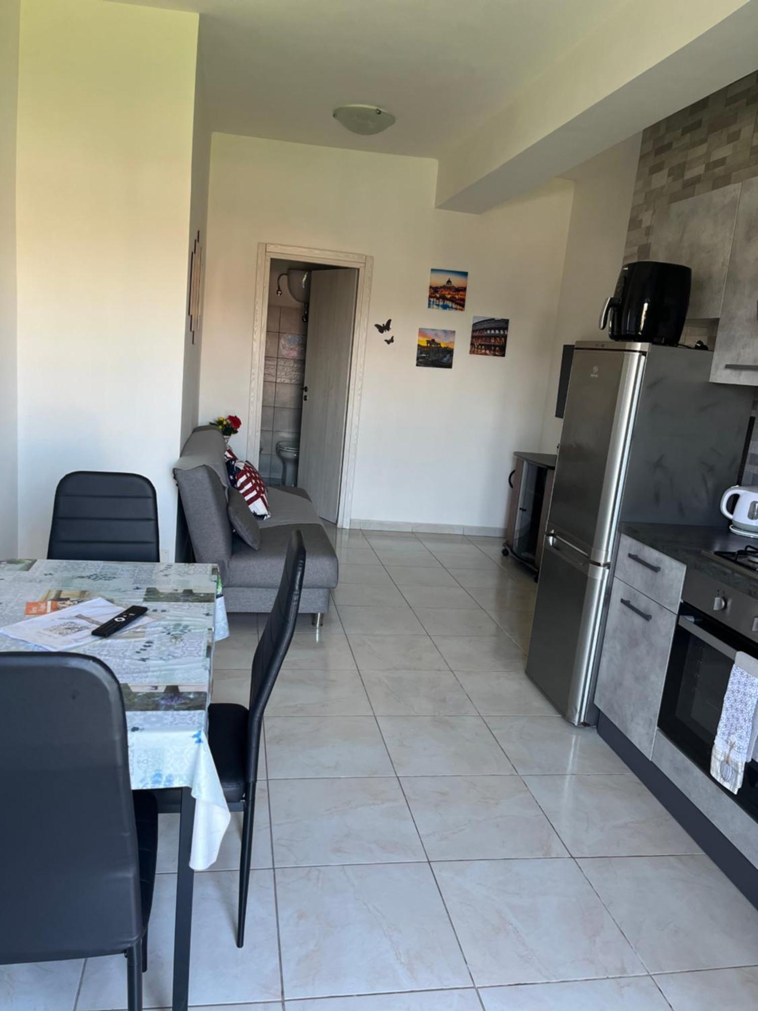 Apartmán Monolocale Rosy Fiumicino Exteriér fotografie