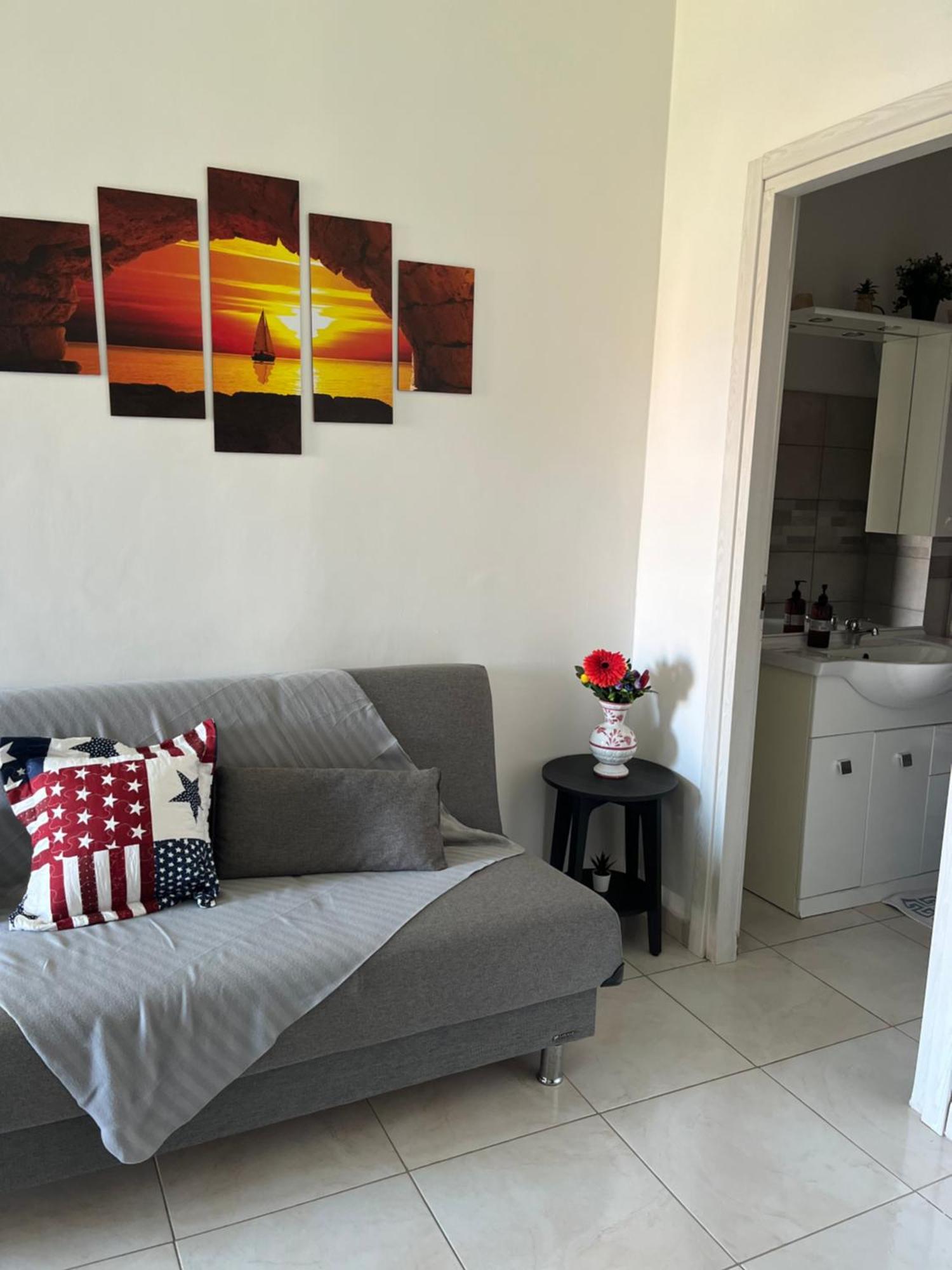 Apartmán Monolocale Rosy Fiumicino Exteriér fotografie